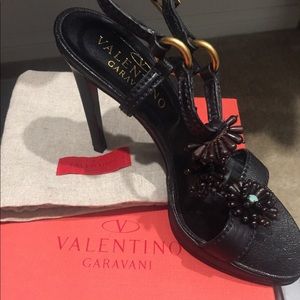 Valentino SZ 36
